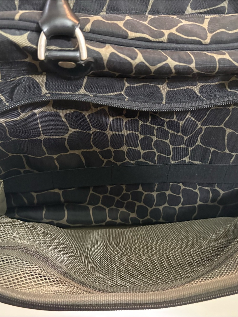 Baggallini Brown Giraffe-Print Laptop Bag - Picture 3 of 16